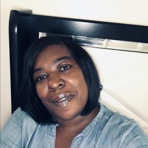 Meet your Posher, Travonda